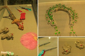 sword, jewelry, and daggers at macau museum