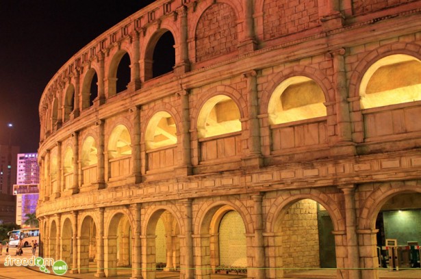 The replica of the Roman Amphitheater/Colosseum