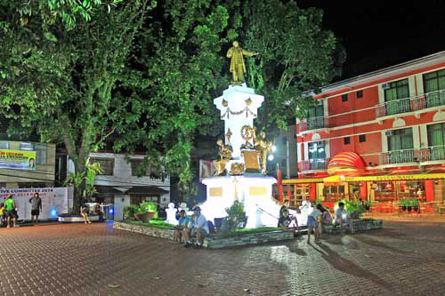Lucban Plaza
