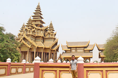 Thiri Zaya Bumi Bagan Golden Palace