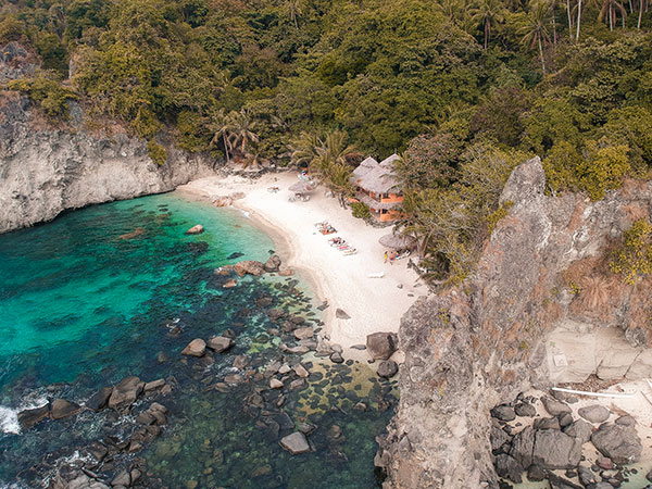 Apo Island Dive Resort